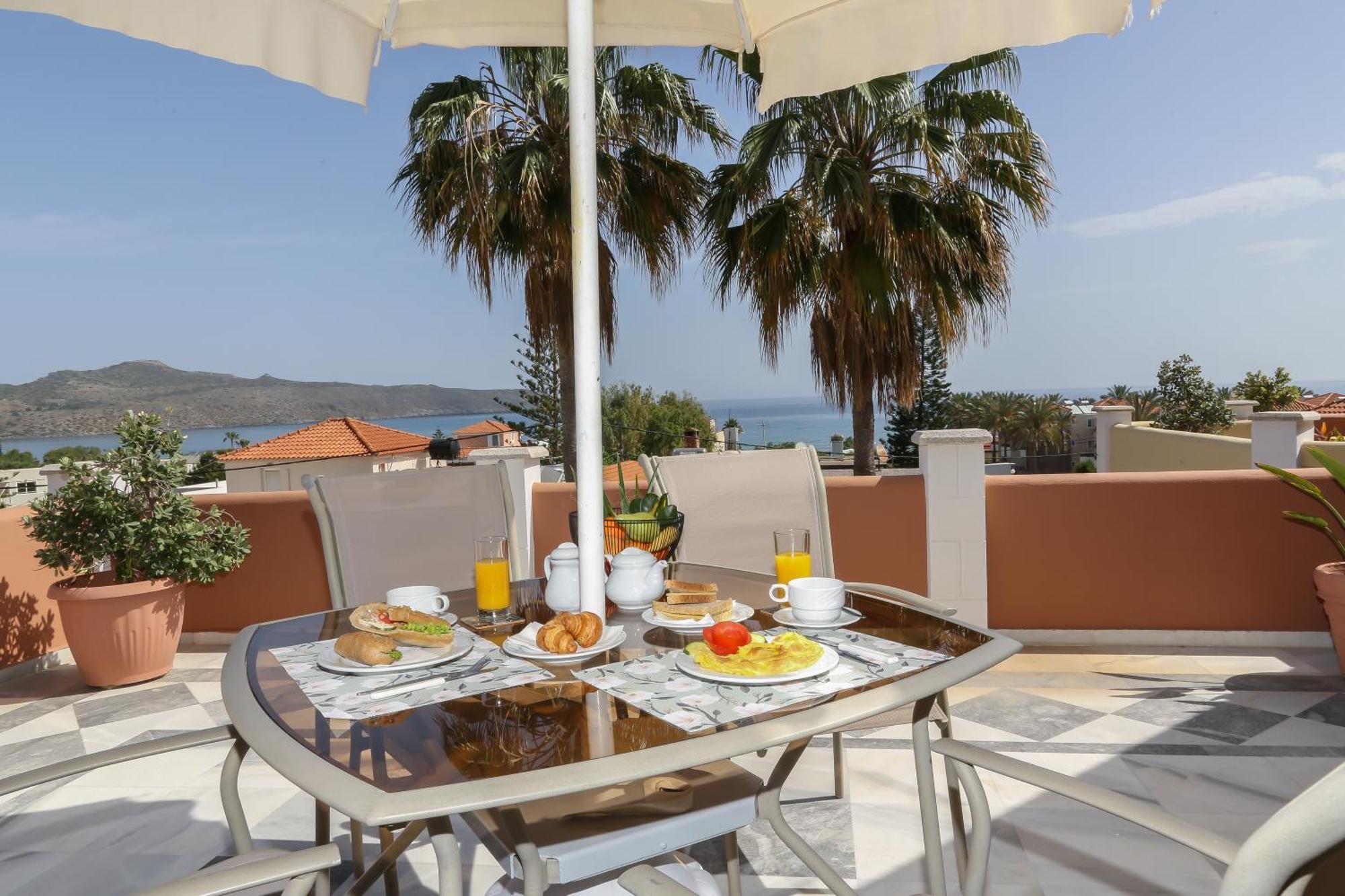 Heaven Apartments Agia Marina  Exterior photo